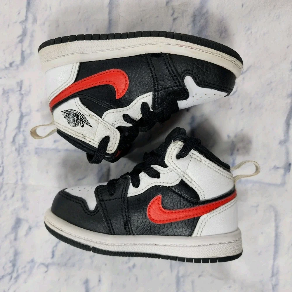Nike Air Jordan Mid TODDLER SIZE 5C Red Black White 640735-075 2020